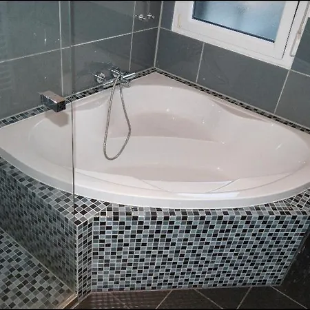 Unter Den Sternen Apartman *